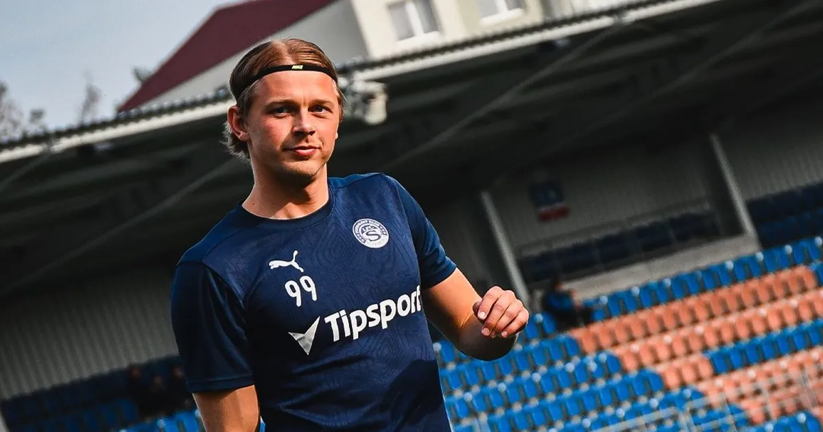 VIDEO ⟩ Eesti koondislane lõi värava, mis päästis väravavahi punasest kaardist