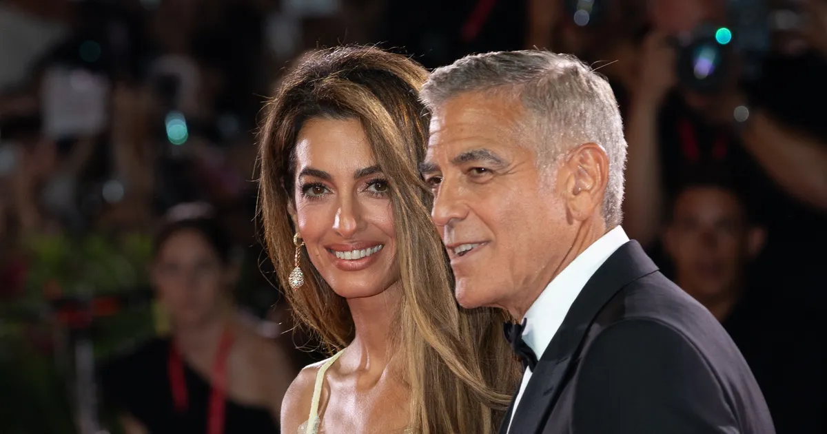 AJASTU LÕPP? ⟩ Hollywoodi stiiliikoon George Clooney näeb uue soenguga tundmatu välja