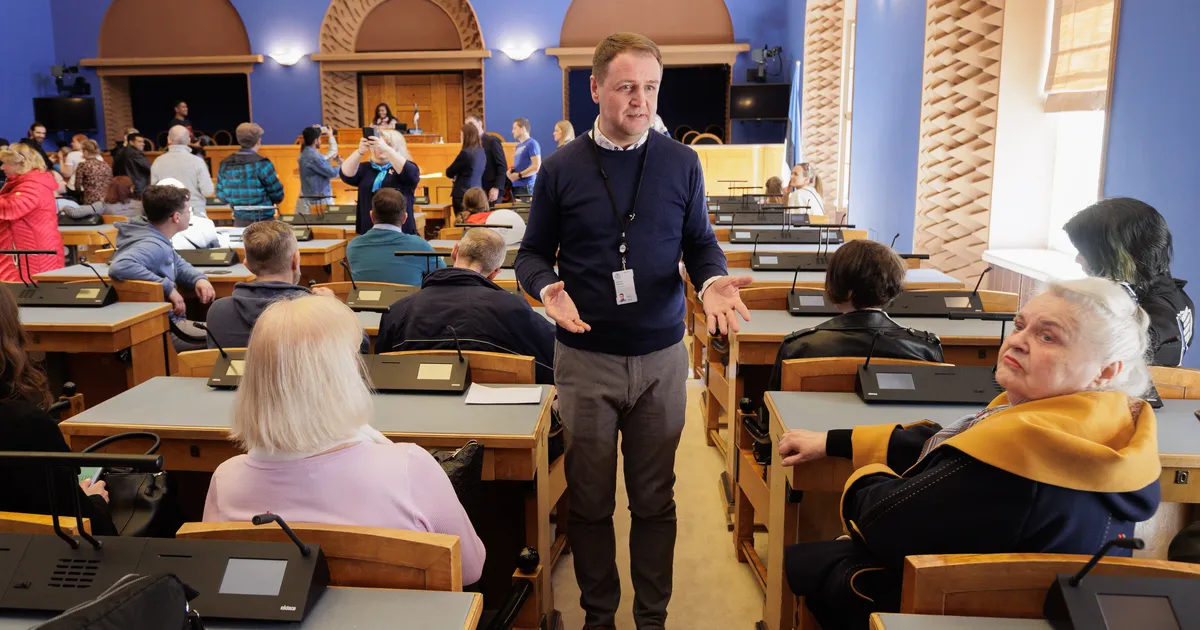 Valitsusremont võtab parlamendikoha Eduard Odinetsilt ja Priit Lombilt