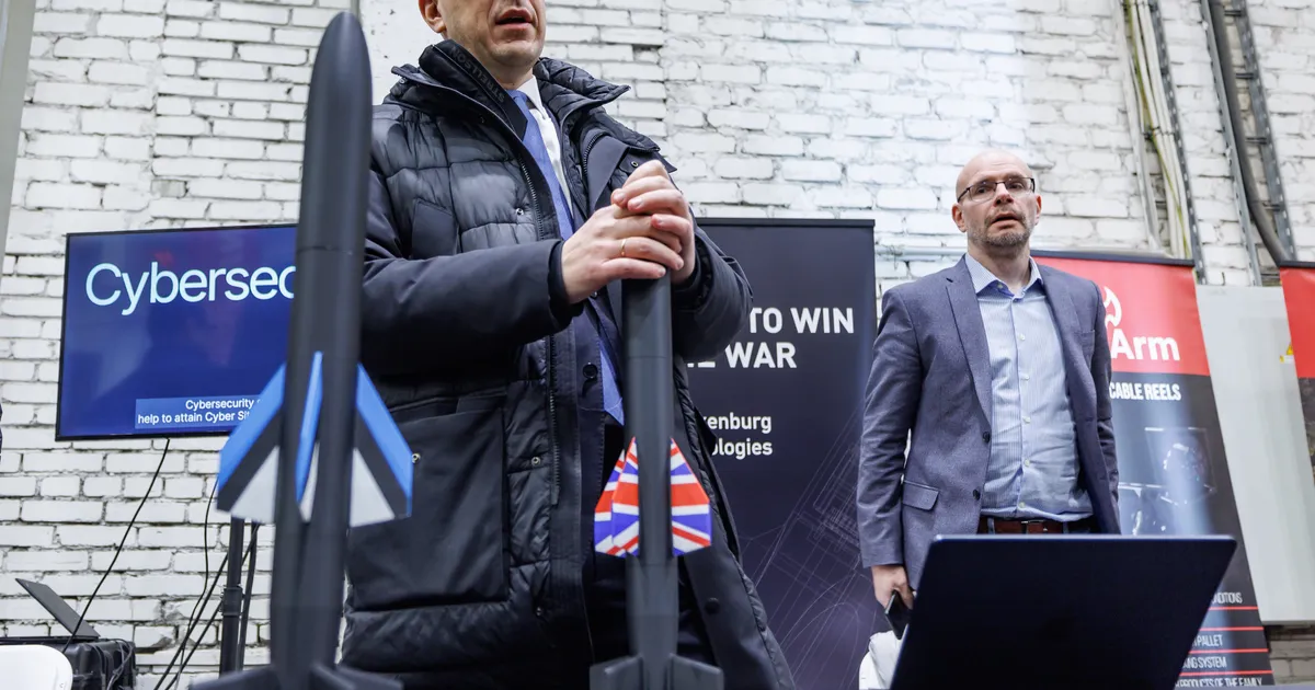 Läti riik sõlmis Frankenburgiga lepingu rakettide arendamiseks ja tarnimiseks