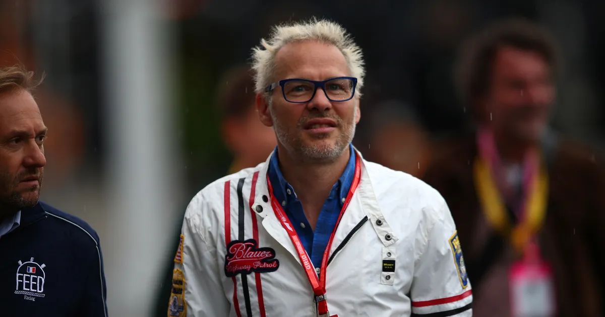 F1 maailmameister pidas WC-uksega 30-minutilise lahingu, kuid võitis!