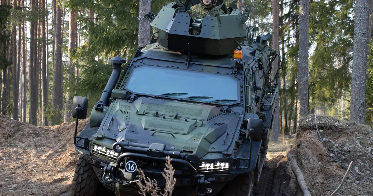 GALERII ⟩ Kaitsevägi sai Türgist uued soomukid – mida need endast kujutavad?