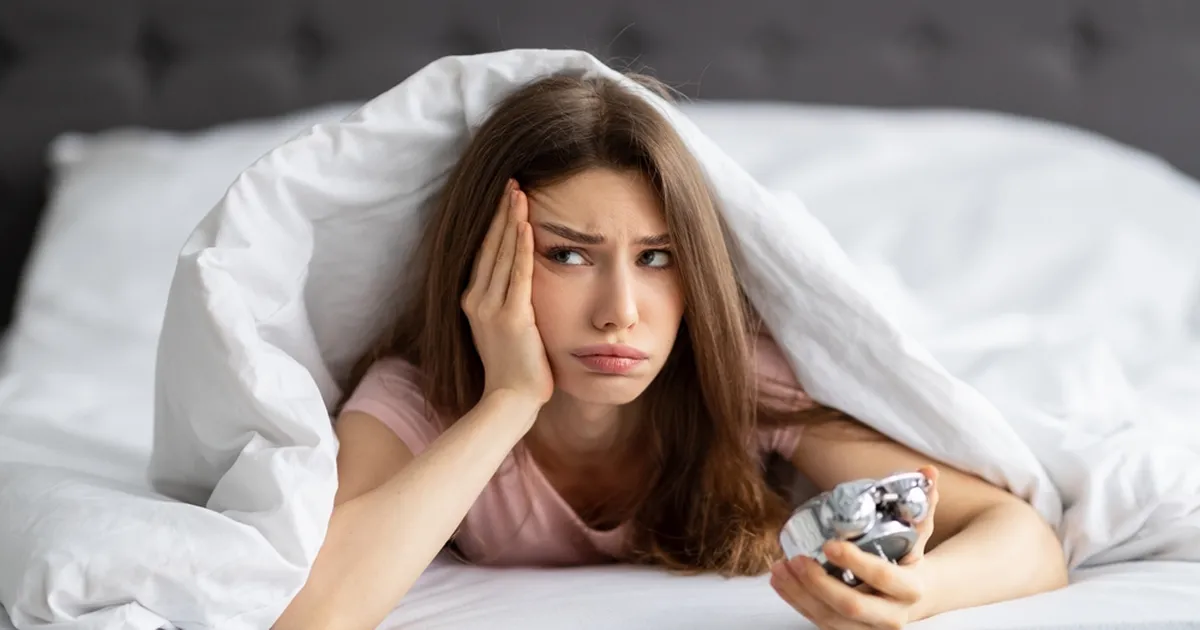 Tavaline harjumus, mis süvendab unevõlga – ja enamik ei tea seda