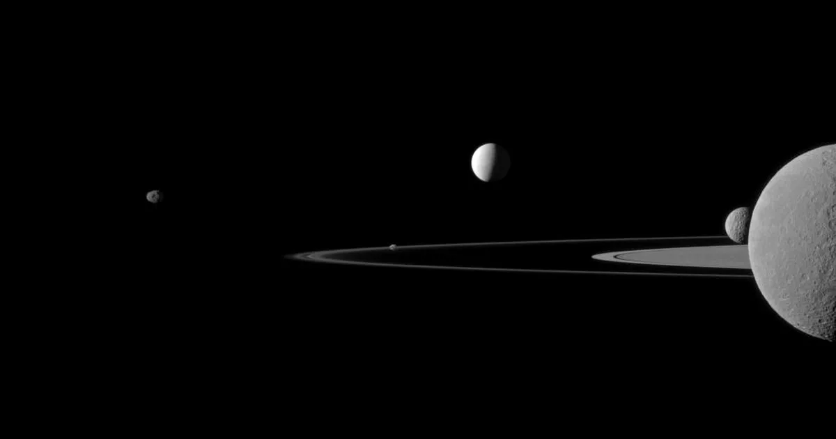 Selle planeedi ümbert avastati veel 128 kuud