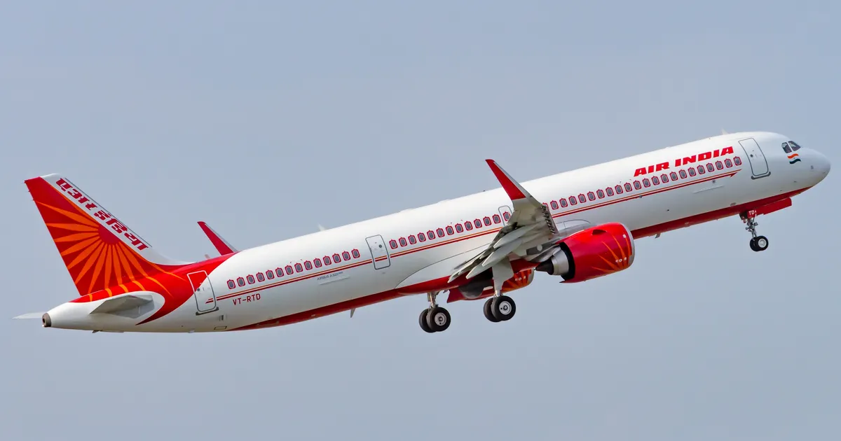 VIDEO ⟩ Lennuk pidi reisijate kohutava tualetikasutuse pärast tagasi pöörduma