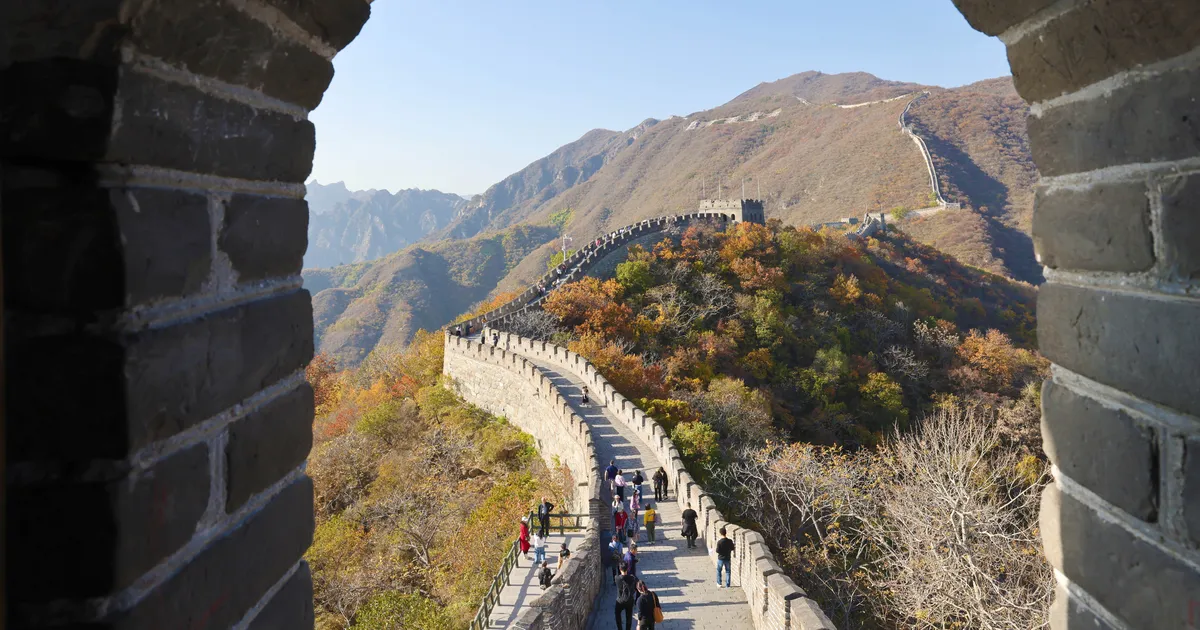 Peking pidas kinni Suurel Hiina müüril palja tagumikuga poseerinud Jaapani turistid