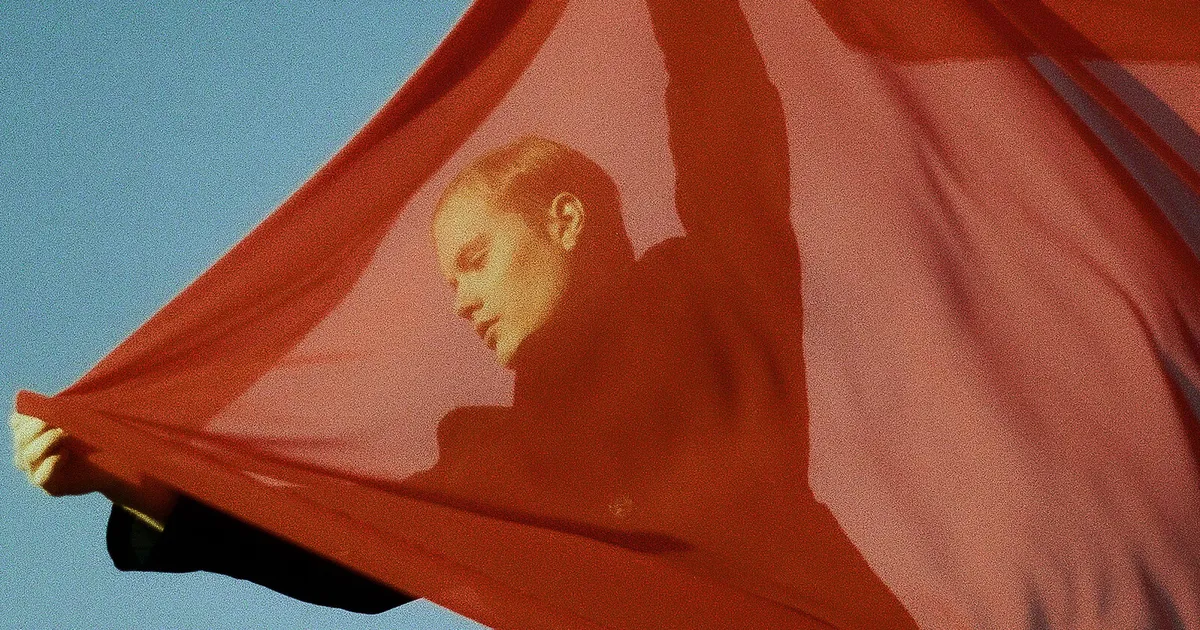 TMW KÜSIMUSTIK ⟩ Cyril Awakens: armastus on universaalne ja ajatu