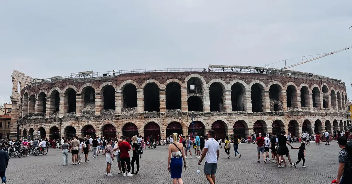 PALMIPUU PALMI ALL ⟩ Pass, pilet ja vabadus – üksinda reisimise võlu ja valu