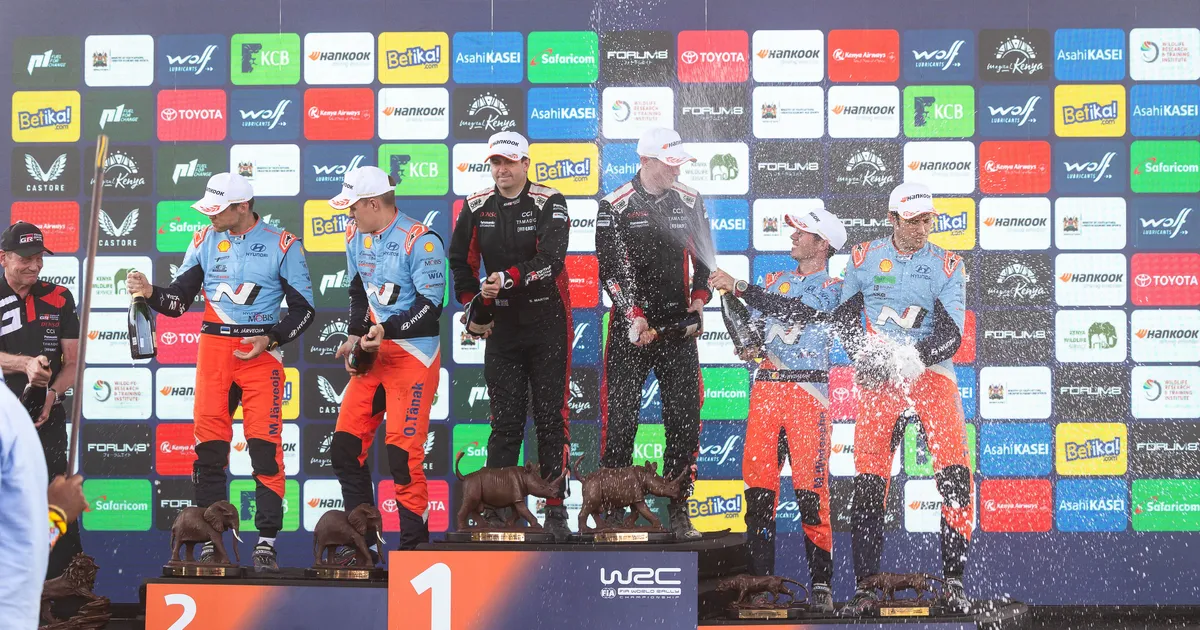 GALERII ⟩ Tänak ja Järveoja said sel aastal esmakordselt pjedestaalil šampanjat pritsida