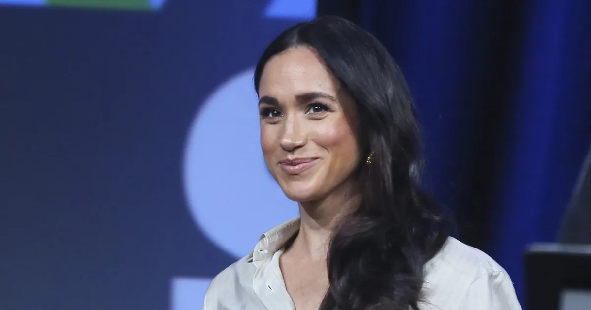 NII SUURED ⟩ Meghan avaldab üle pika aja foto oma mõlemast lapsest