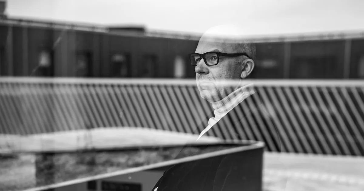 NÄDALA PLAADID ⟩ Rahvusvaheline mõõde ja kohalik puude