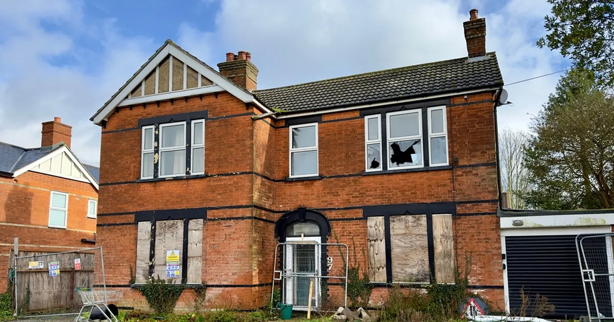 TRAAGILINE MÕISTATUS ⟩ Mehe sugulased läksid pärast matust tema majja ja tegid õõvastava avastuse