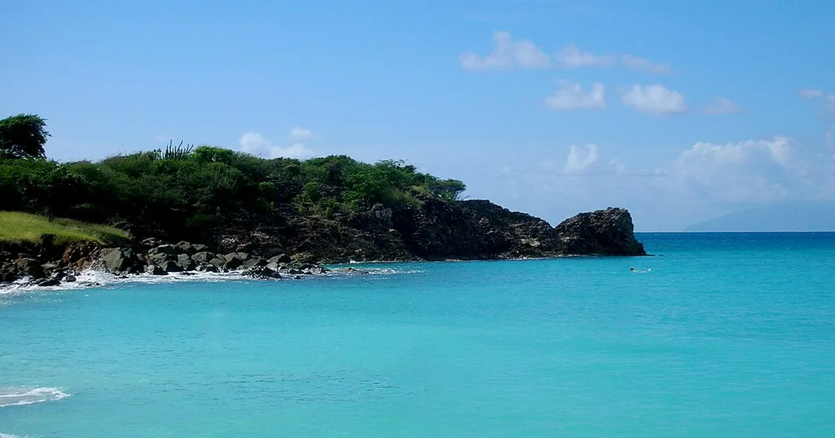 Mis toimub Antigual? Inimesi muudkui kaob!