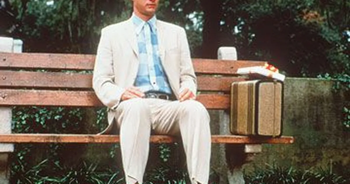 VIDEO ⟩ Kummardus «Forrest Gumpile»: Tom Hanks astub üles oma poja uhiuues muusikavideos