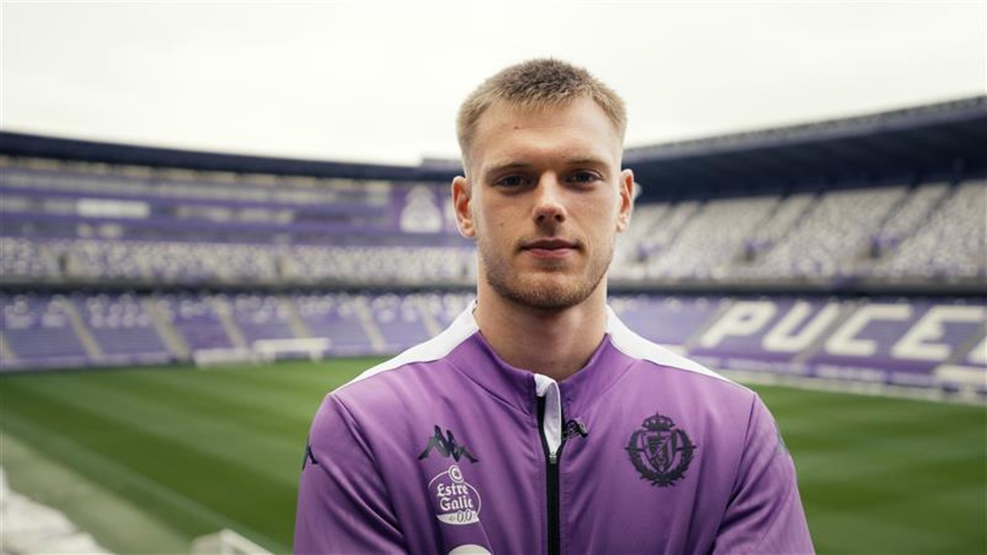 Jalgpallur Karl Jakob Heina kihlatu: tutvusime Karliga sotsiaalmeedias nagu kõik teised inimesed tänapäeval