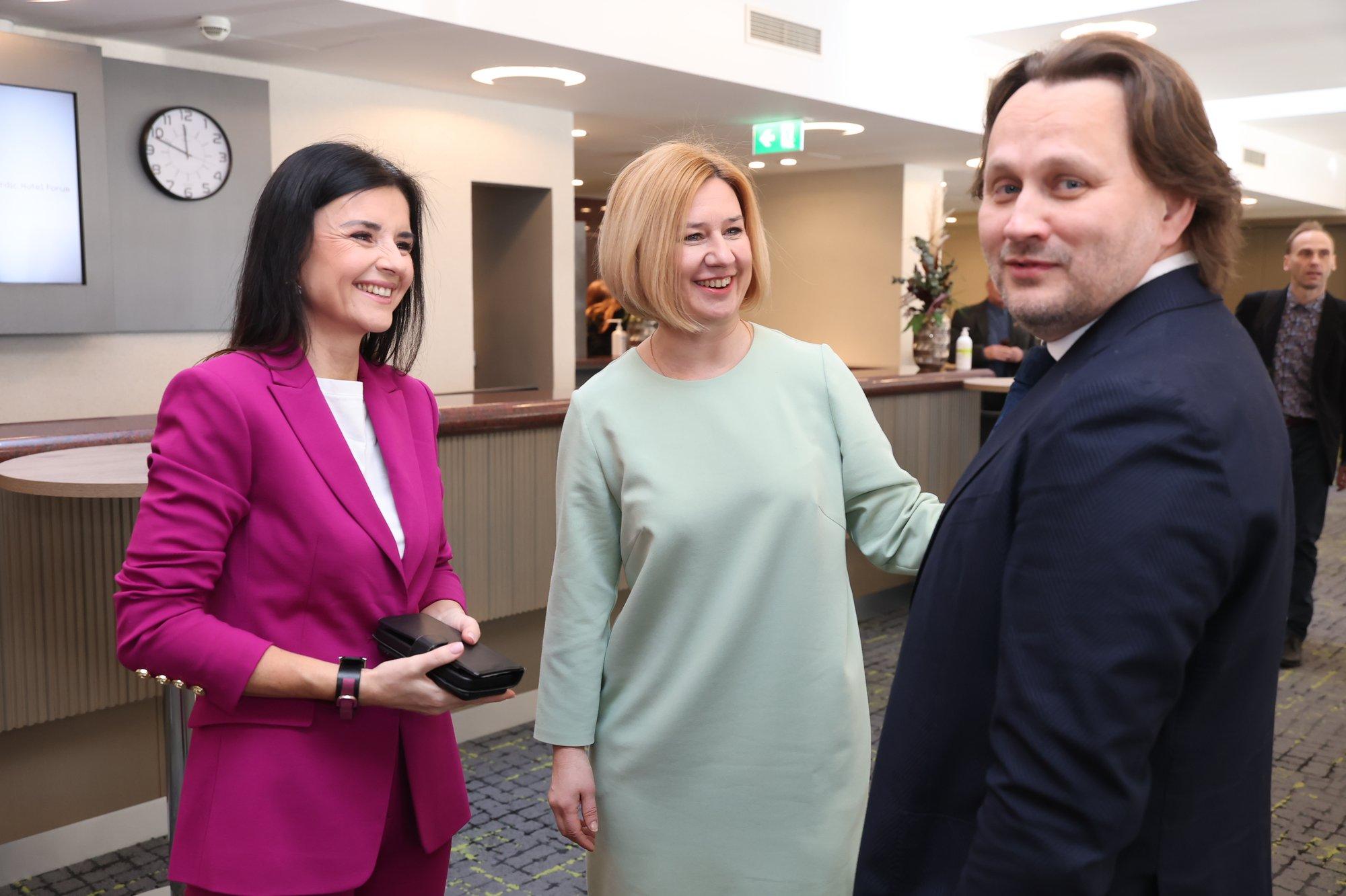 FOTOD ja VIDEO | „Eks vargad võivad ka aususest rääkida.“ Parempoolsete juht uue võimuliidu tõttu hääbumist ei karda