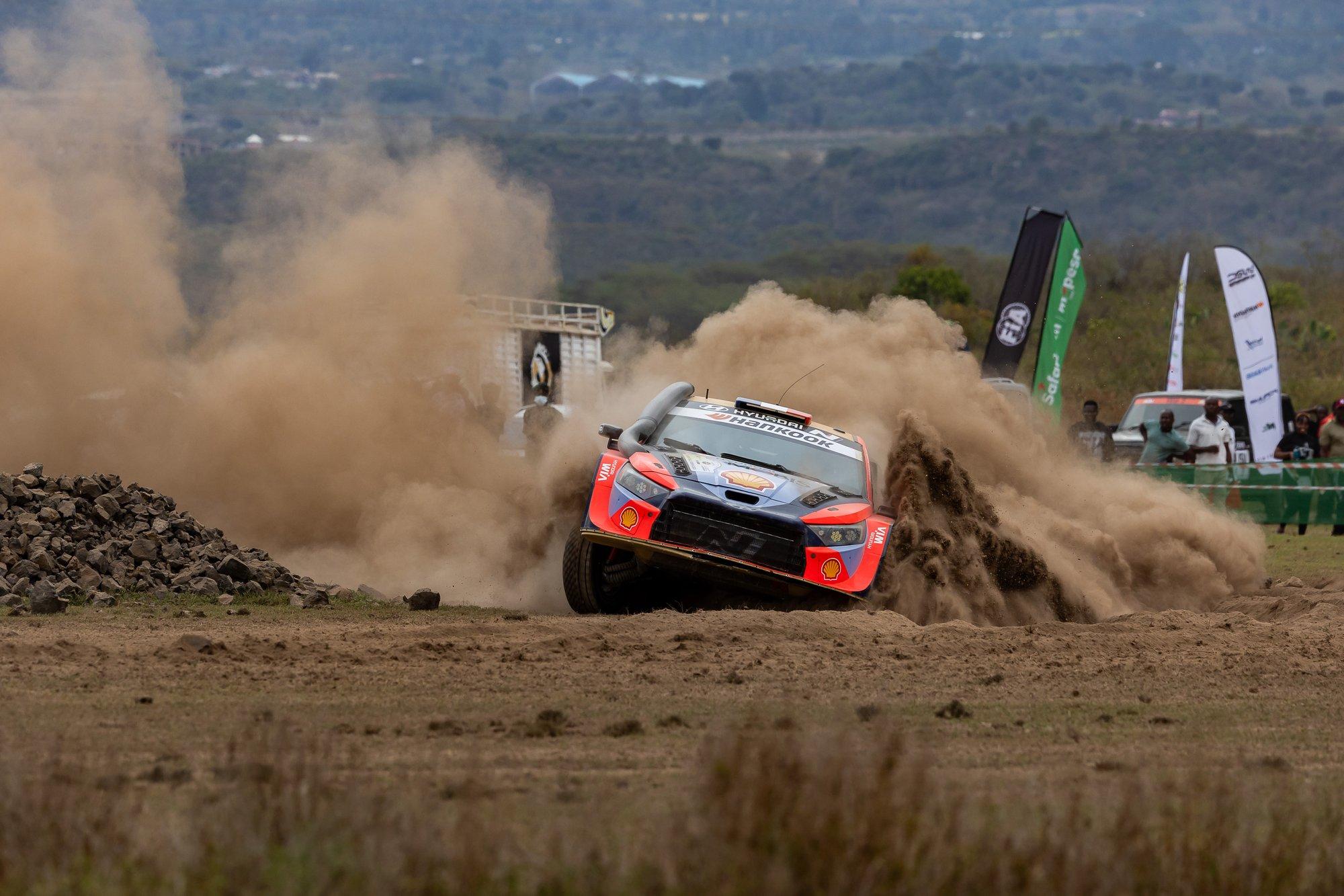 Jalameheks jäänud Adrien Fourmaux: see on kõige hullem asi, mis ralliautos juhtuda saab