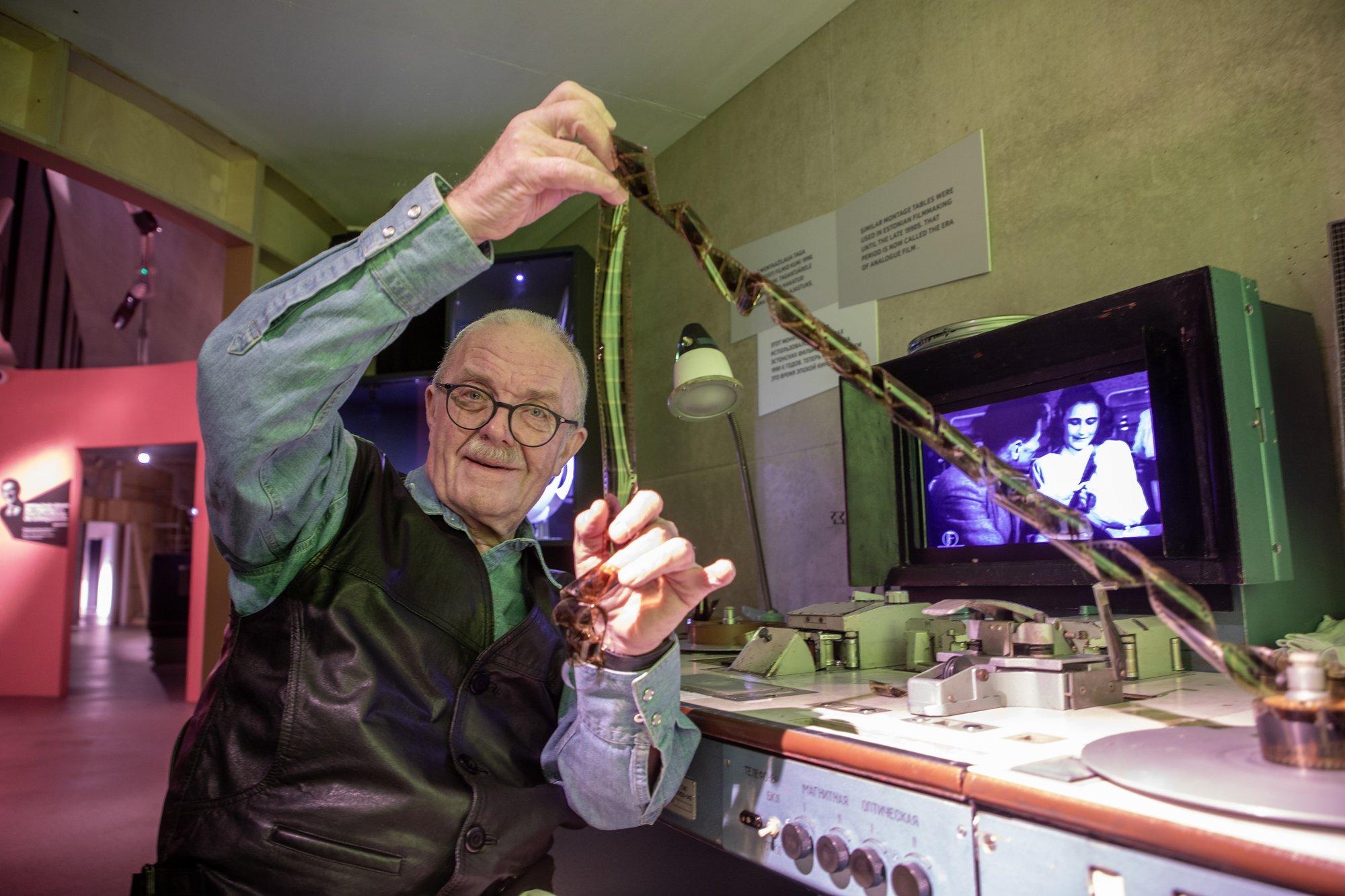 Filmimees Peeter Simm: „Võtteplatsil pole iialgi kõik korras. Vahel tuuakse näiteks hobuse asemel lehm“