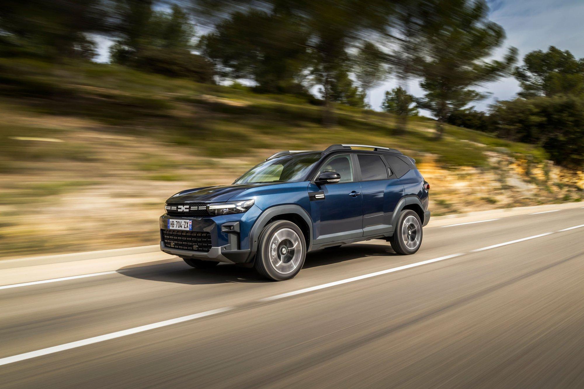 FOTOD JA VIDEO | Esimene sõiduproov: täiesti uus ja üllatav automudel Dacia Bigster