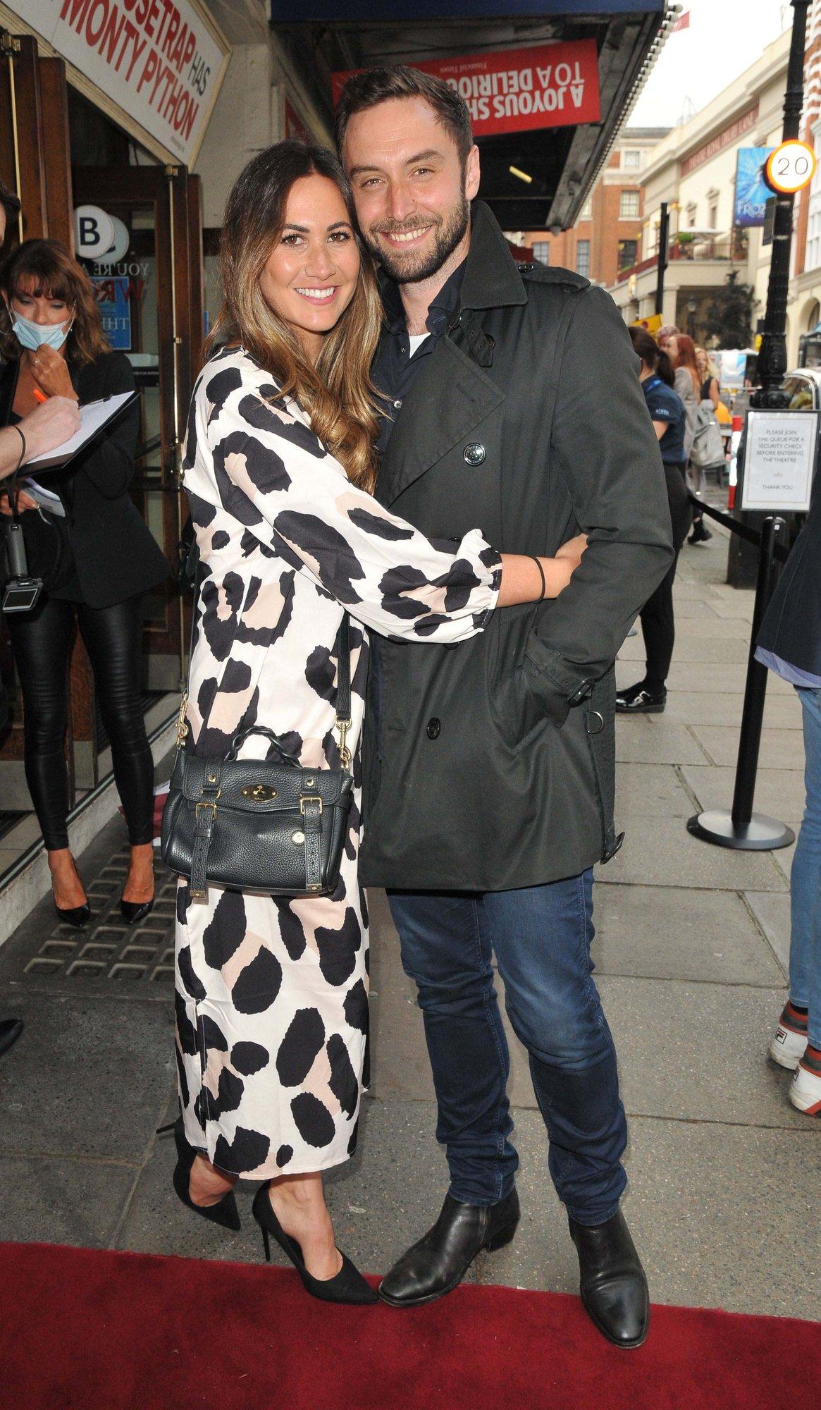 Mõnuained, truudusetus ja väärkohtlemine. Eurovisioni võitja Måns Zelmerlöwi abikaasa avas lahutuse kohta suu