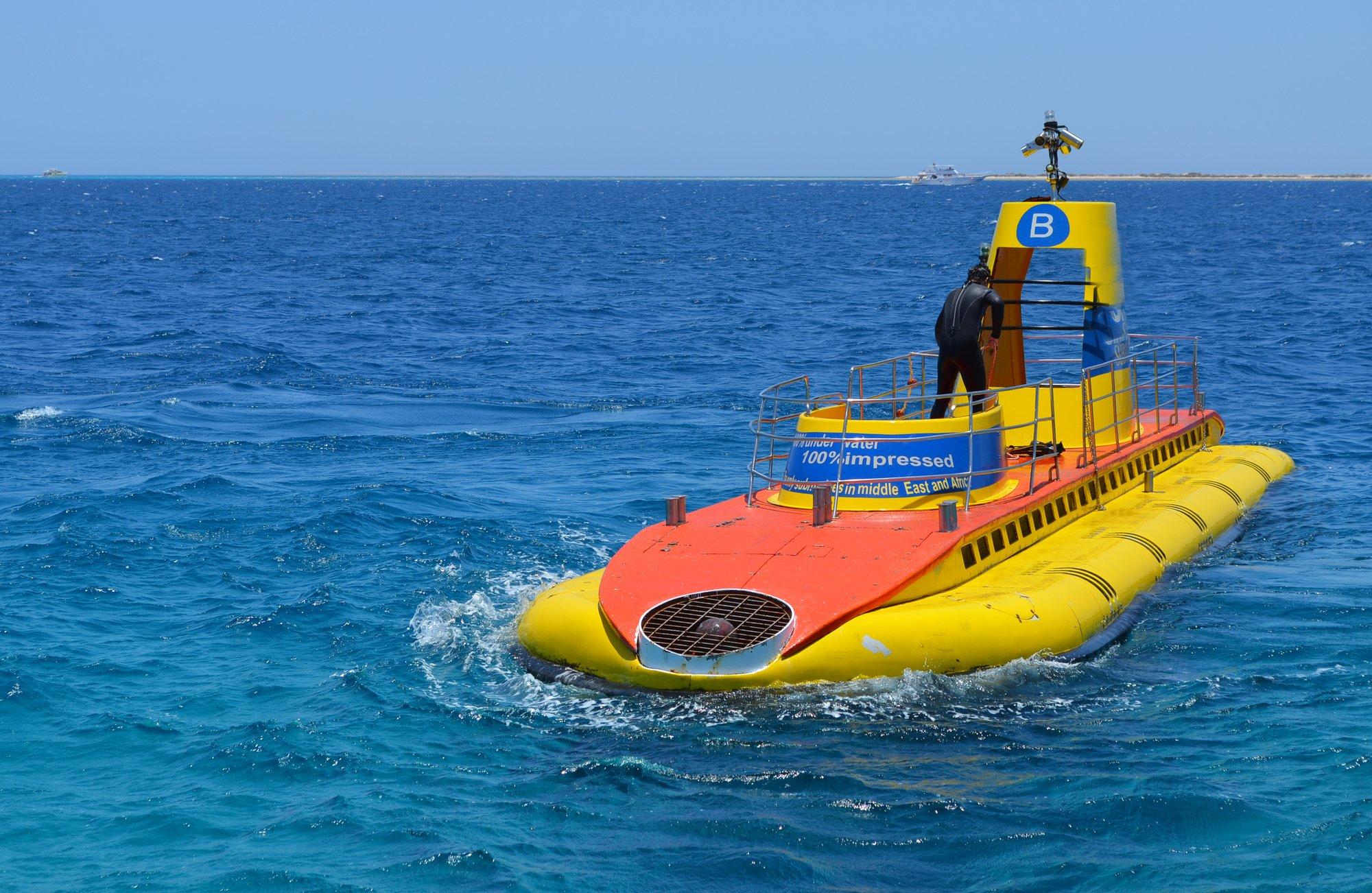 Egiptuses Hurghadas uppus Vene turiste vedanud allveelaev, mitu inimest on väidetavalt hukkunud