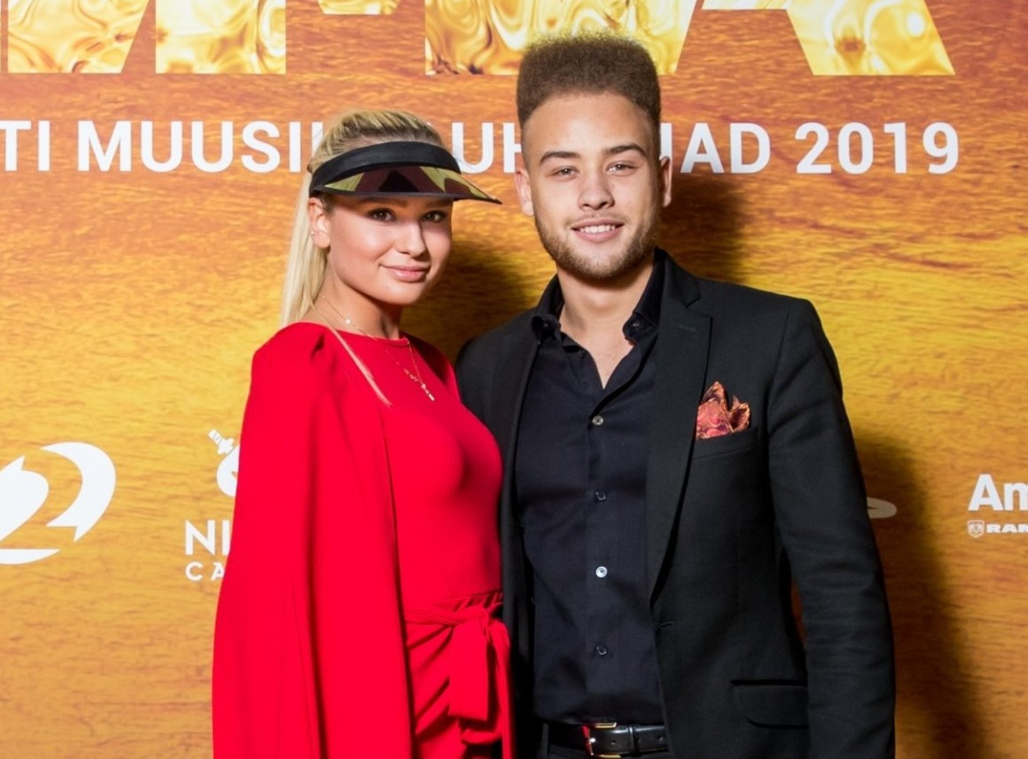 Palju õnne! Mac Tuvi ja Sonja Malinen kihlusid