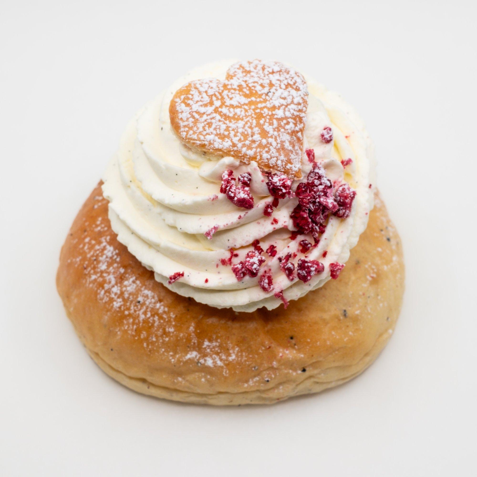 „See toob maitsenüansid paremini esile“ Armastatud pagarikoja Patareini peapagar jagab ideaalsete vastlakuklite retsepti