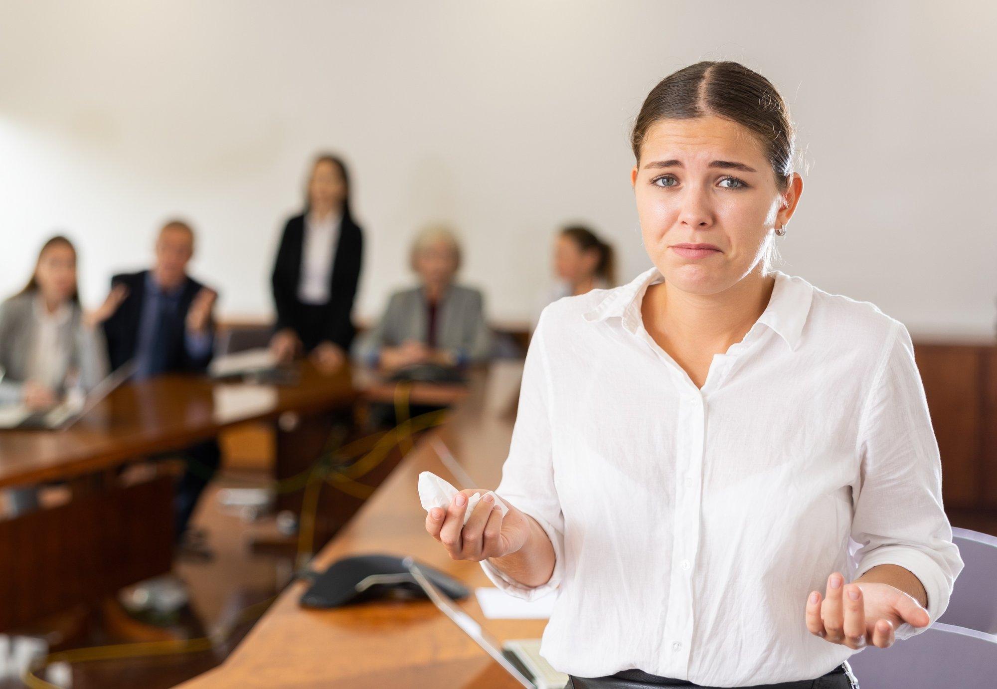 Toksiline töökultuur on sageli varjatud, kuid avaldub teatud korduvates käitumismustrites. Mis on levinumad hoiatusmärgid?