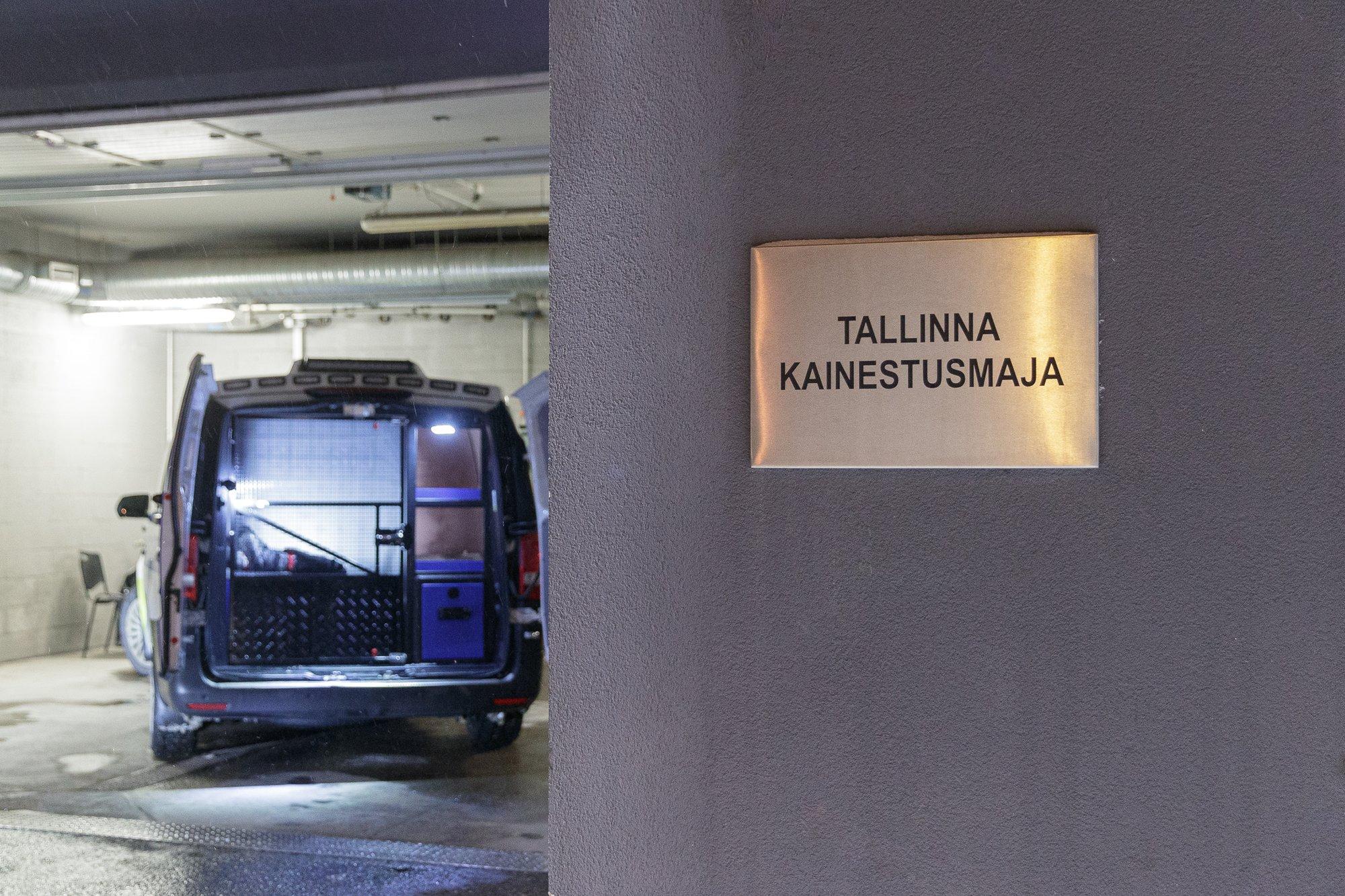 Politsei teeb teenistusliku kontrolli Tallinna kainestusmajas, kus suri 75-aastane mees