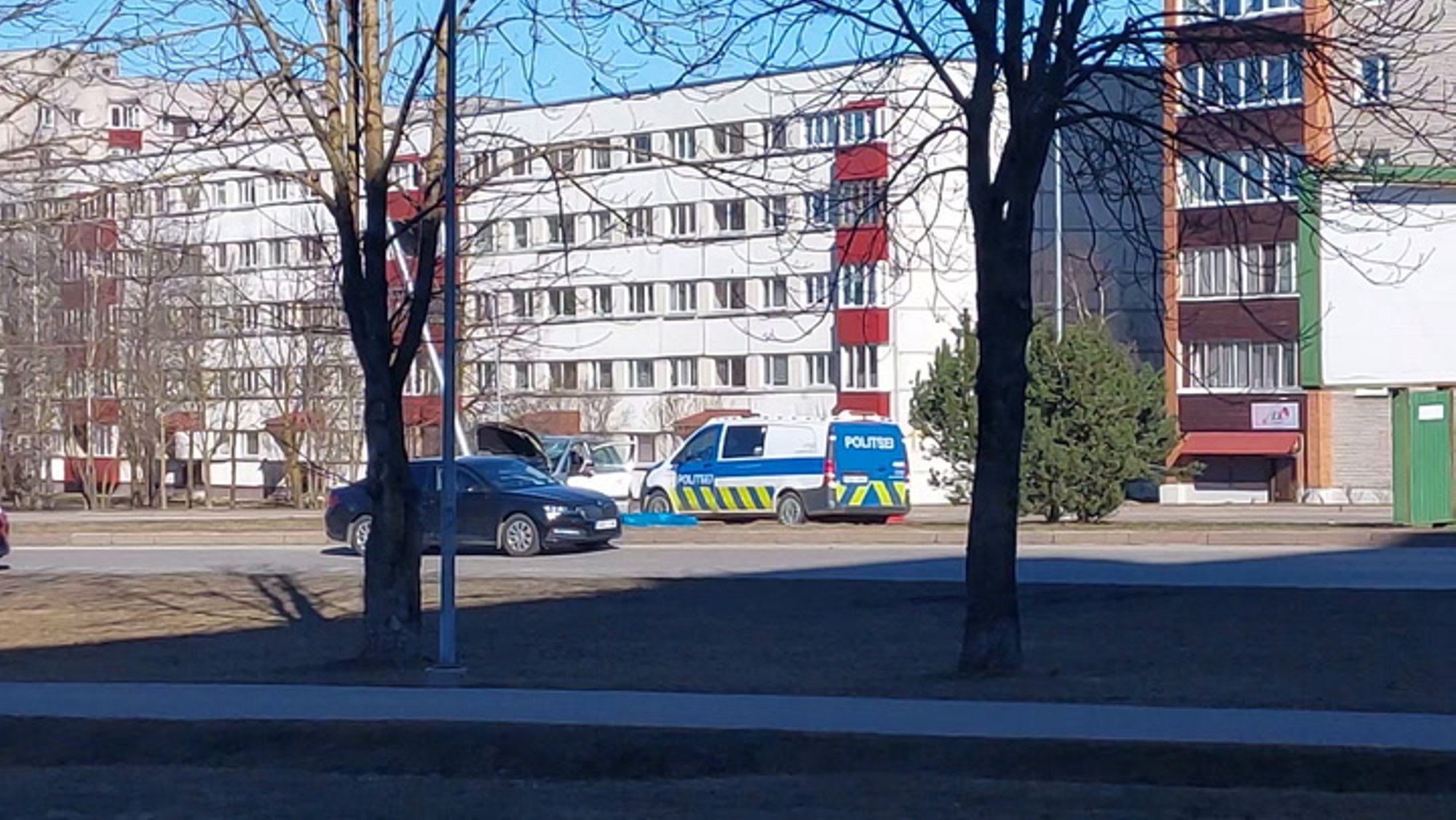 VIDEO JA FOTOD | Narvas hukkus liiklusõnnetuses vanem mees