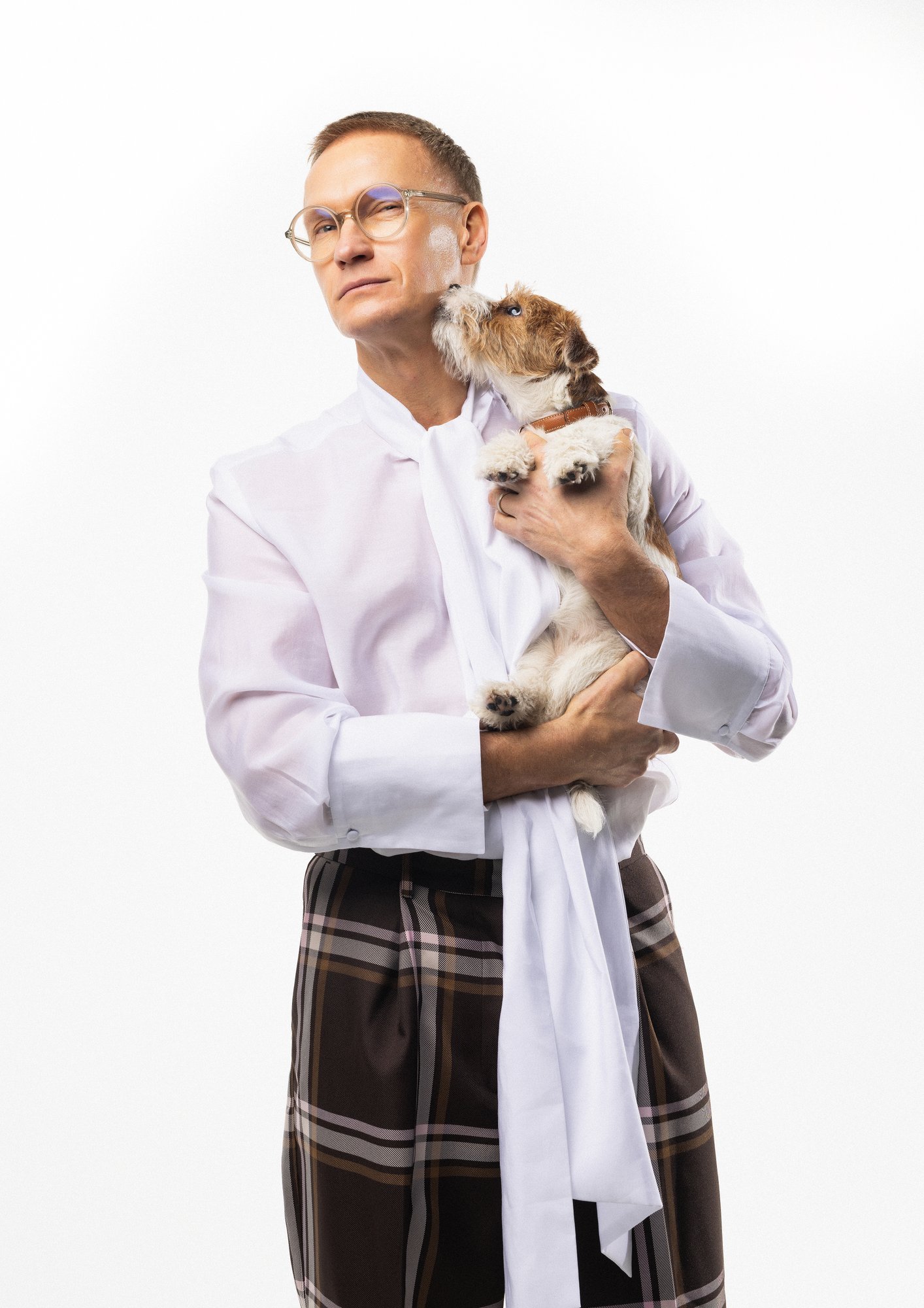 VÕRDLE | Nunnumeeter põhjas! Mart Haber viis enda lemmiku esimest korda juuksurisse