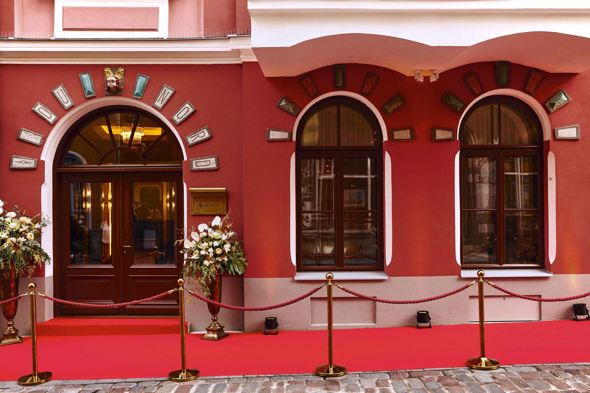 Vanalinna hirmkallist kompleksi rajav Bombay Group sai avamise eel uued juhid