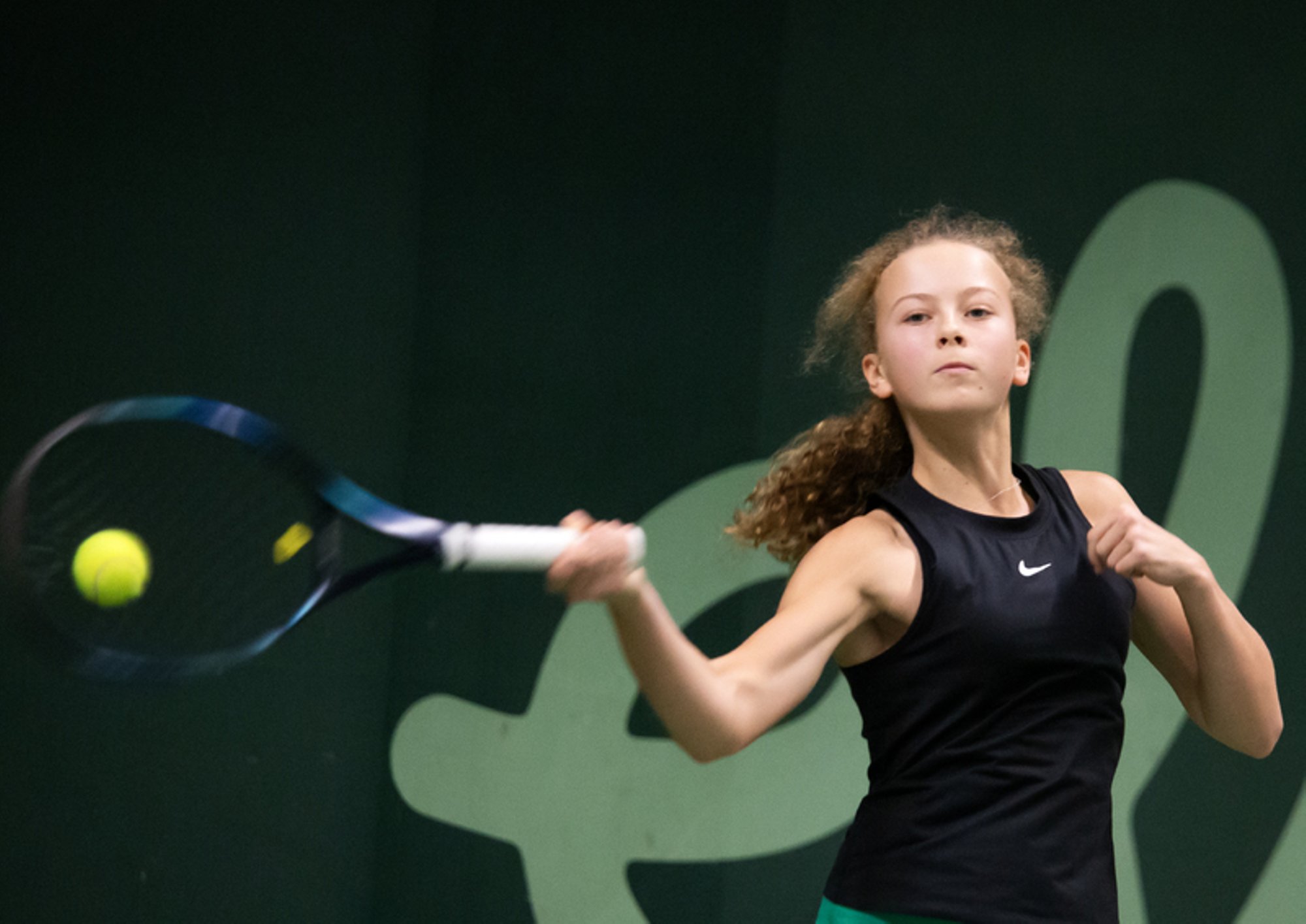 Eesti tennisenaiskonda nimetati Billie Jean King Cupi mängudeks 14-aastane Kiira Paškov