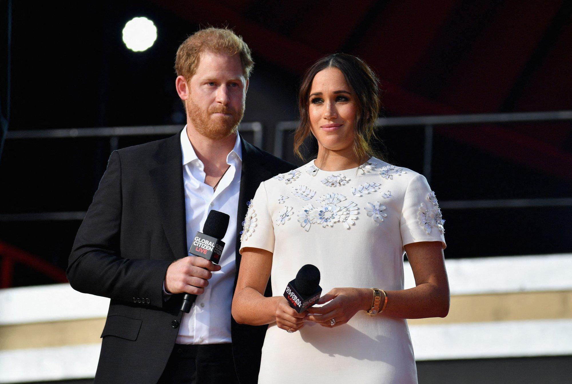 Meghan Markle’i uus Netflixi kokkamissaade saab hävitavaid hinnanguid. Kriitikute sõnul on saade igav ja reklaam Meghani ego jaoks