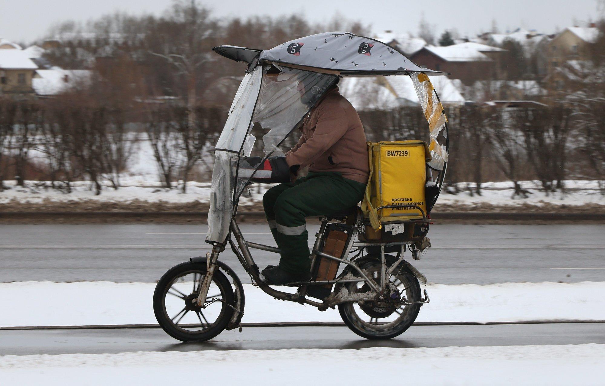Rikka mehe sõda, vaese mehe võitlus: kuidas sissetung Ukrainasse Venemaal ebavõrdsust süvendas
