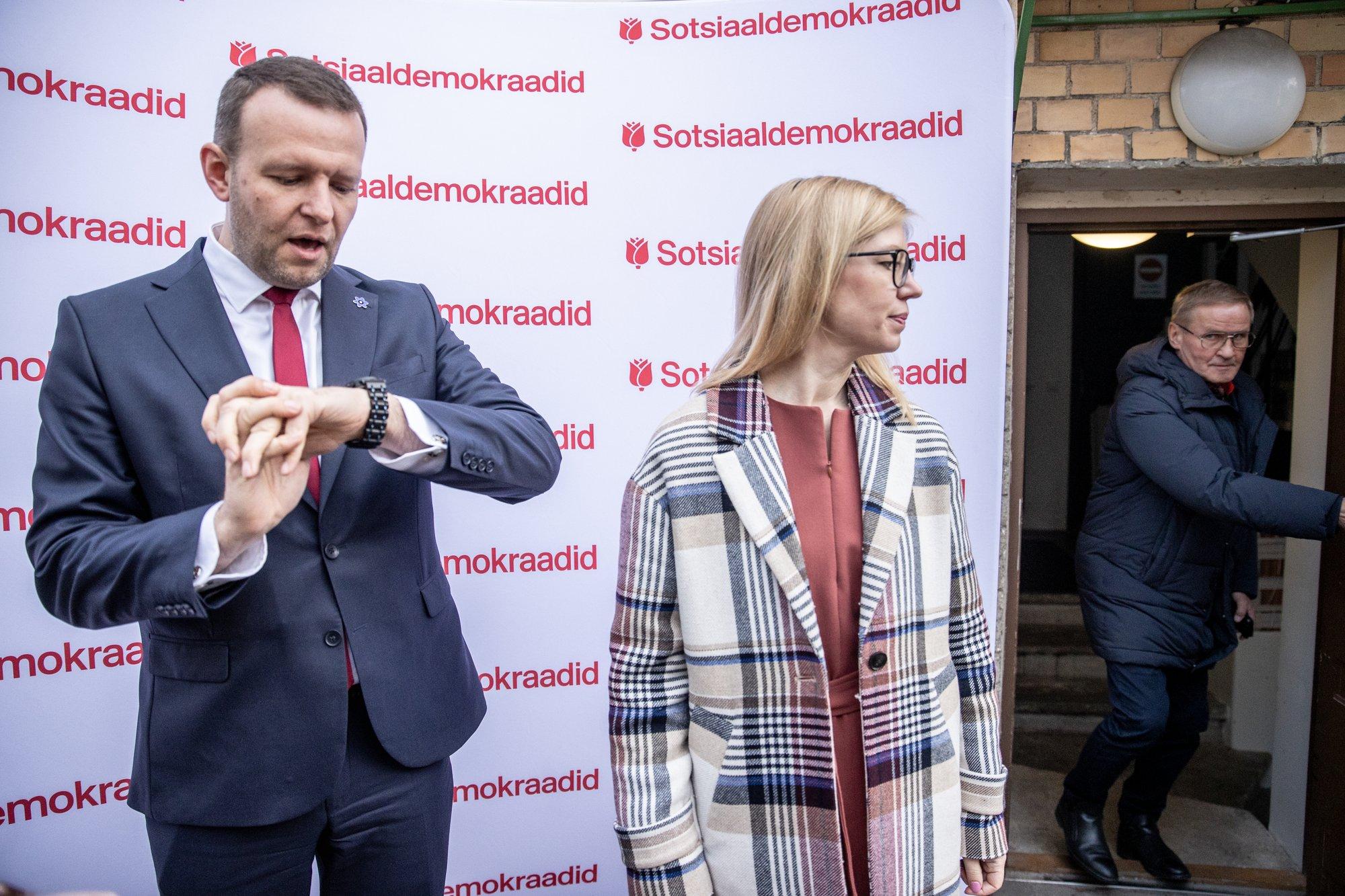 Sotsiaaldemokraadid toetavad põhiseaduse muutmist päikeseloojangu klausliga