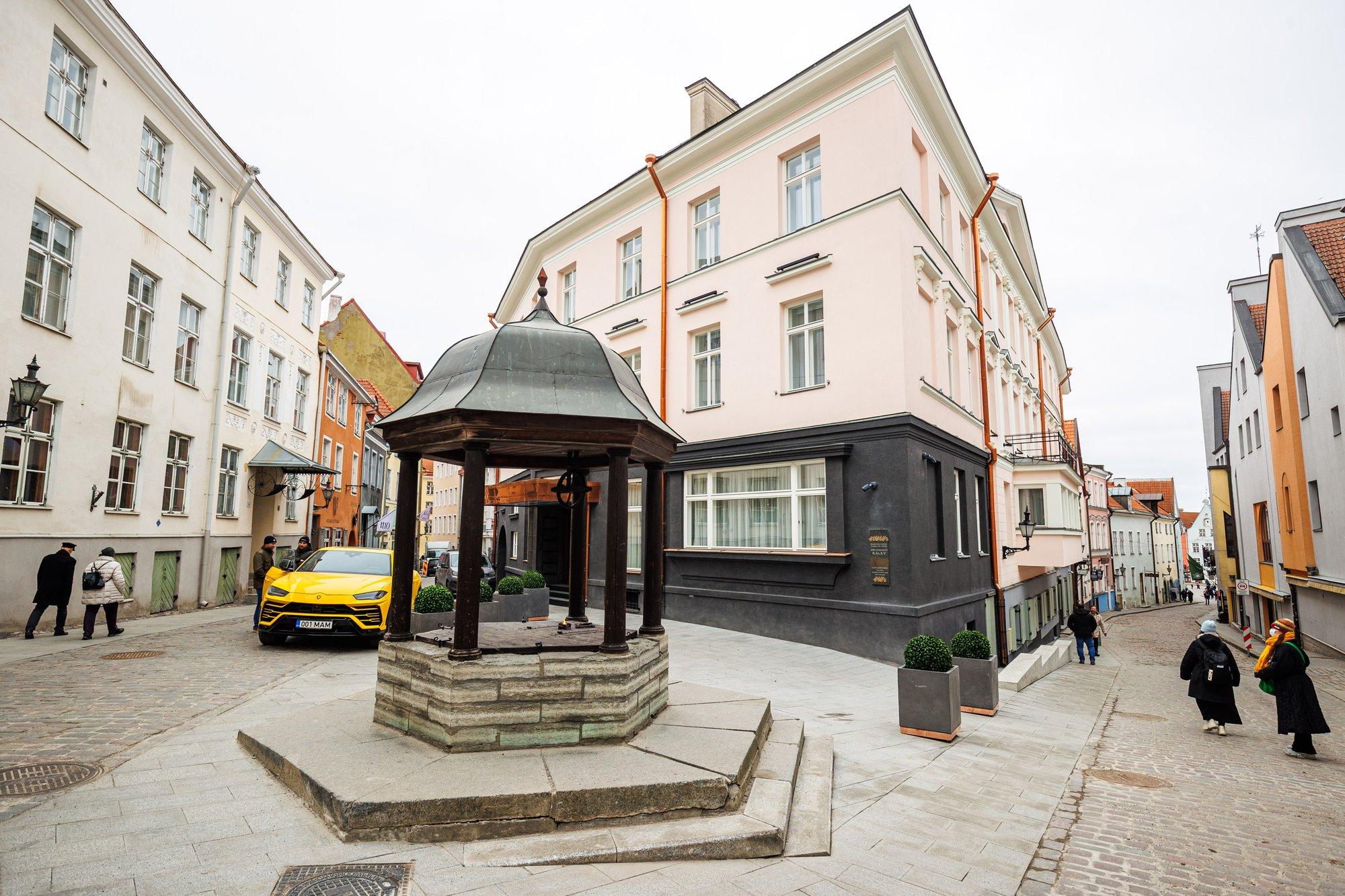 FOTOD | Kas maksaksid 2500 eurot öö eest? Tallinnas avatakse 75 miljonit eurot maksnud hotellikompleks