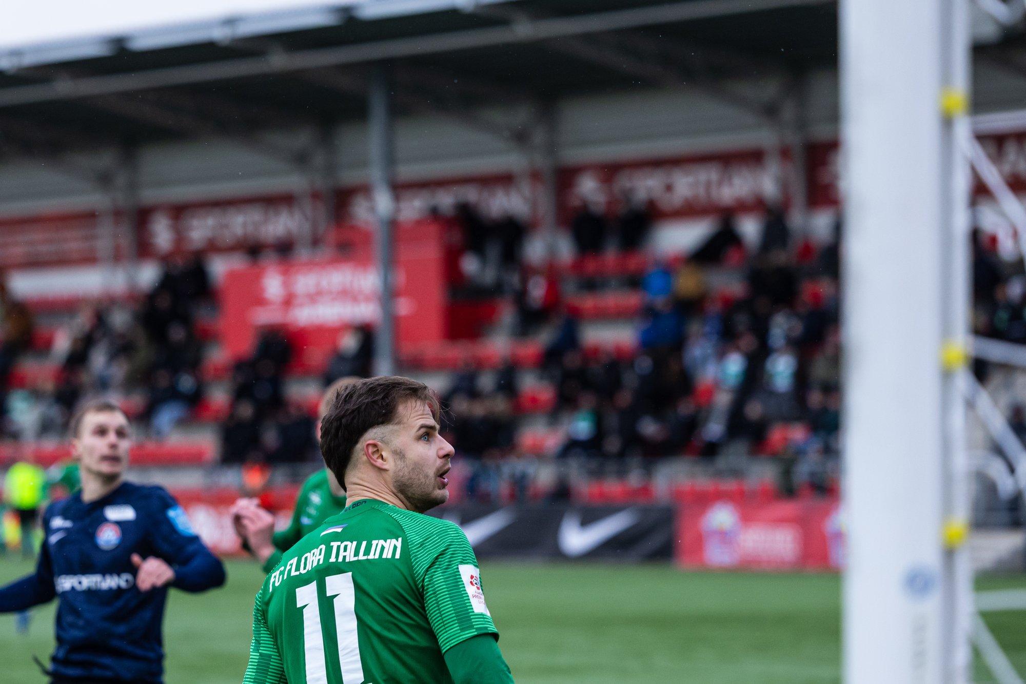 DELFI FOTOD | Flora lustis sünnipäeval, Trans näitas Harjule koha kätte