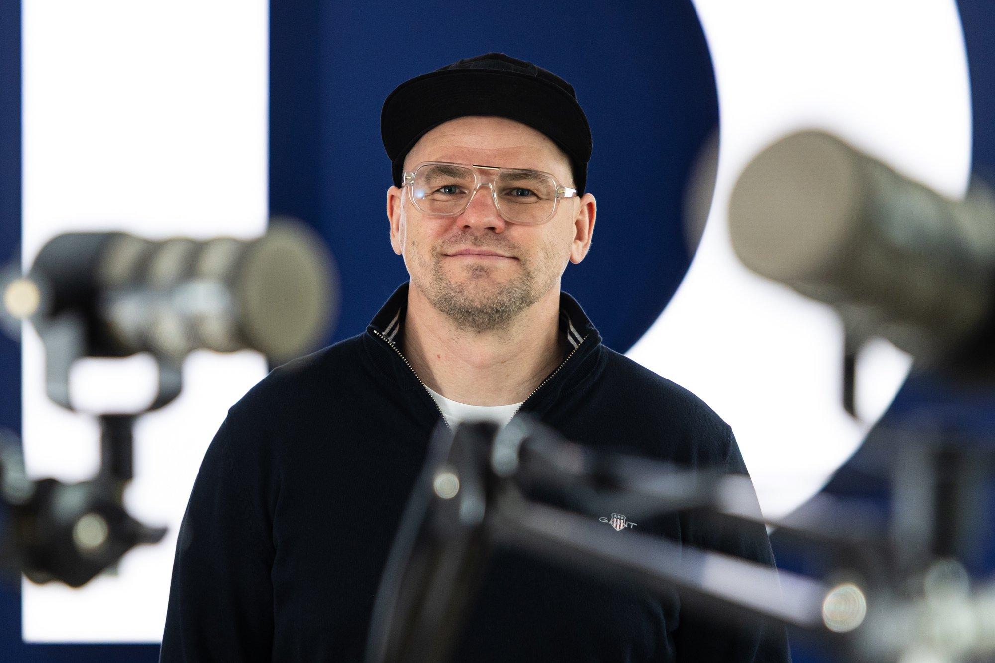 KUULA | Anti Saarepuu varajane edu suusarajal, südameprobleemid ja Seefeldis pauguga lõppenud treenerikarjäär