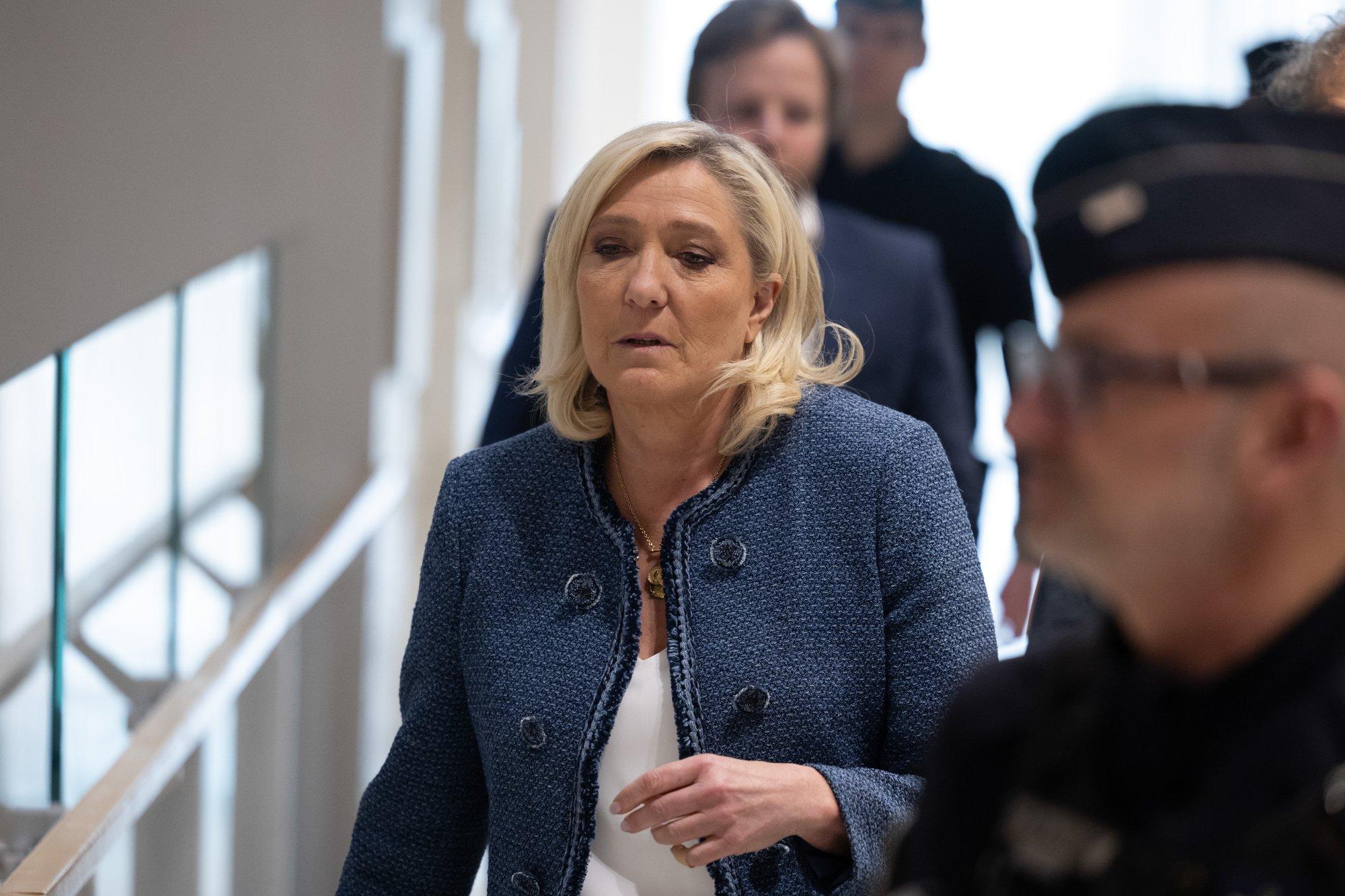 Marine Le Pen mõisteti EL-i raha väljapetmises süüdi ja sai viieaastase kandideerimiskeelu