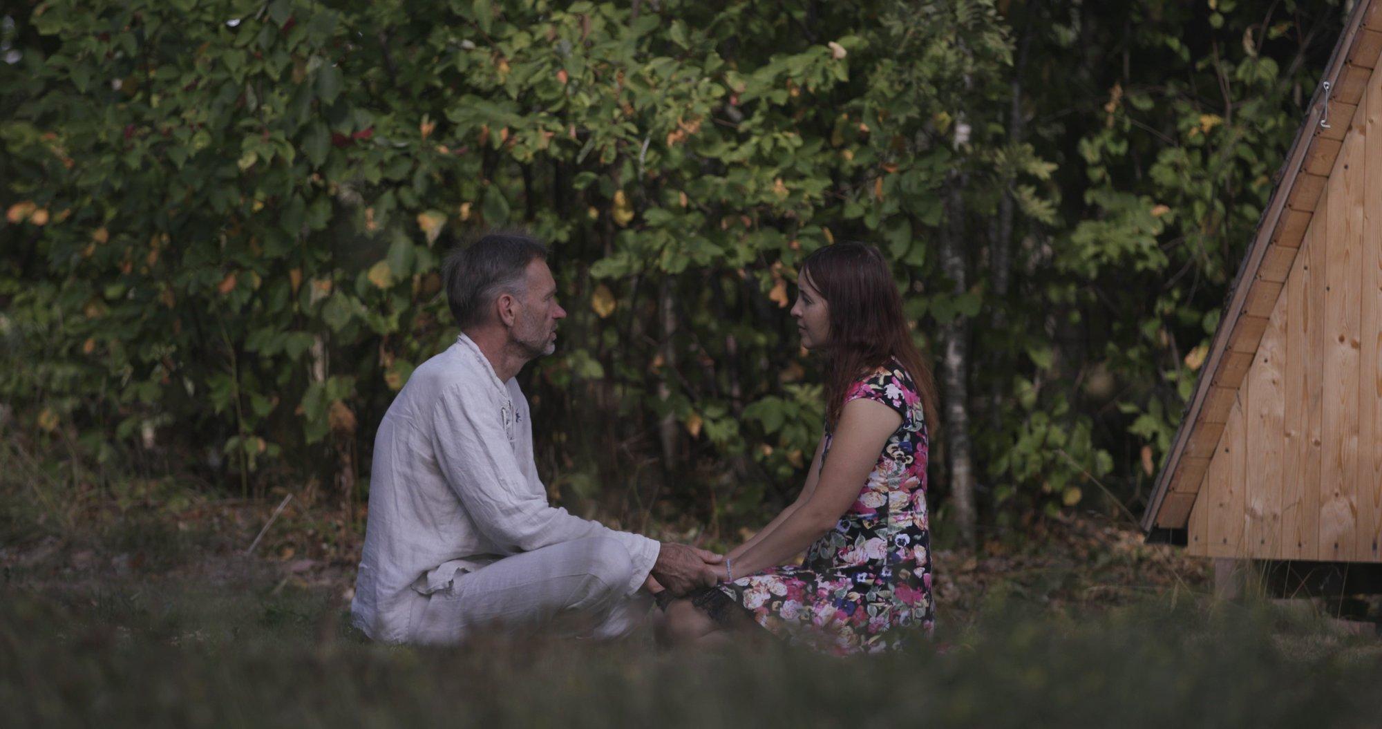 NÄDALA FILM | Kui paarisuhted on Mont Blanc, siis mitmiksuhted on Mount Everest