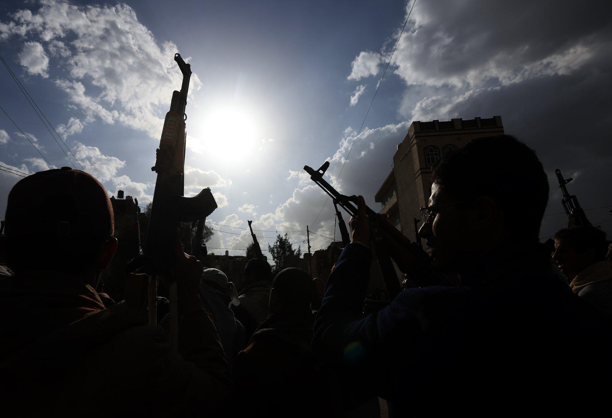 Huuthid hoiatasid, et võtavad taas sihtmärgiks Lähis-Ida veeteedel sõitvad Iisraeli laevad