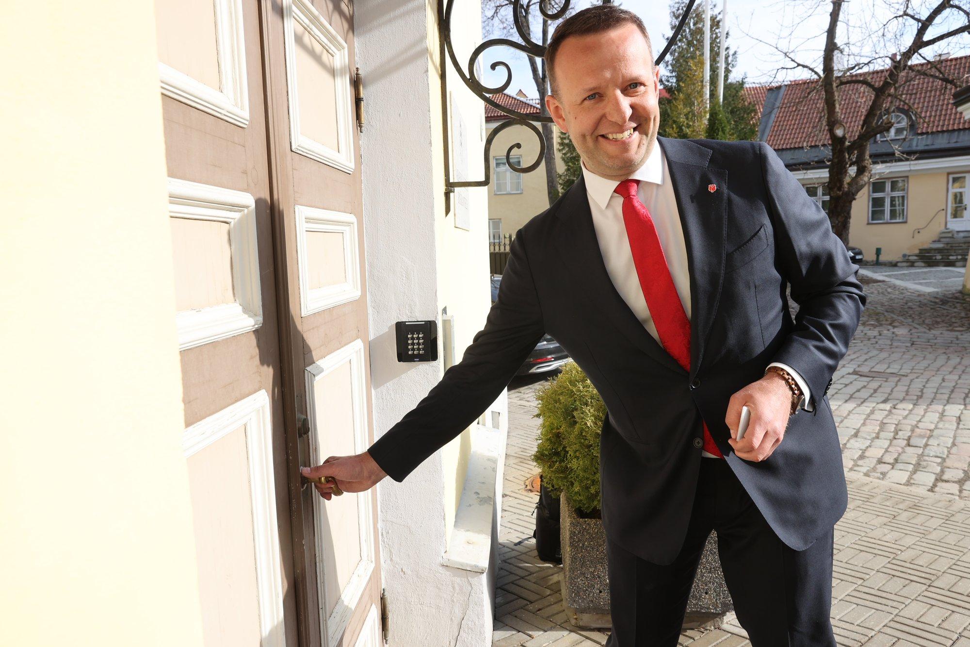 Lauri Läänemets valitsuse kukkumisest: Kristen Michal eelistas erakonna reitingut Eesti huvidele