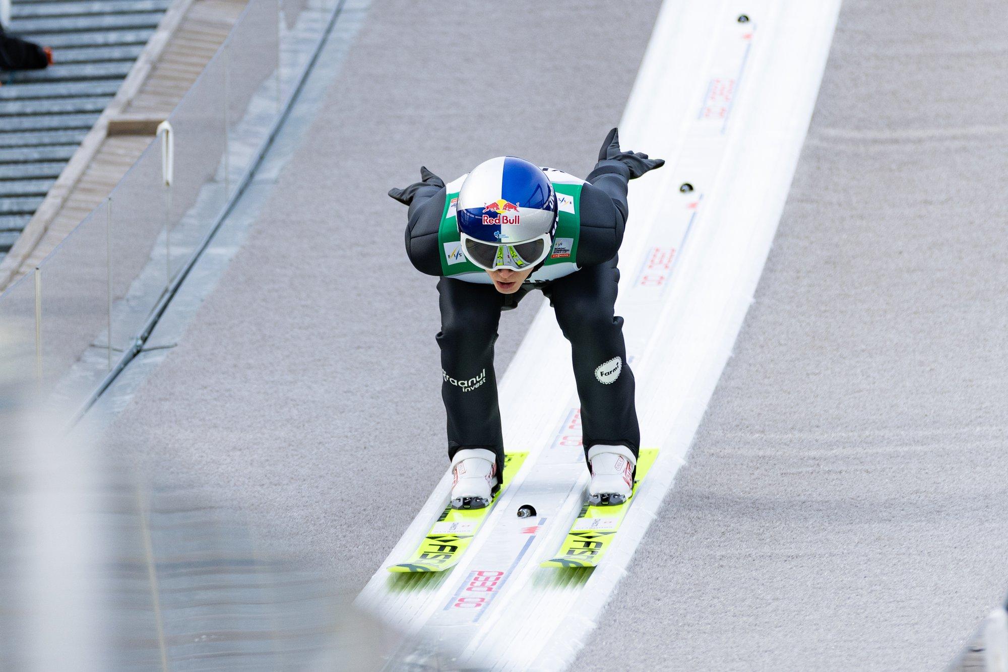 Kristjan Ilves oli Ruka treeninghüpetel tagasihoidlik, eelvõistlus jäeti ära