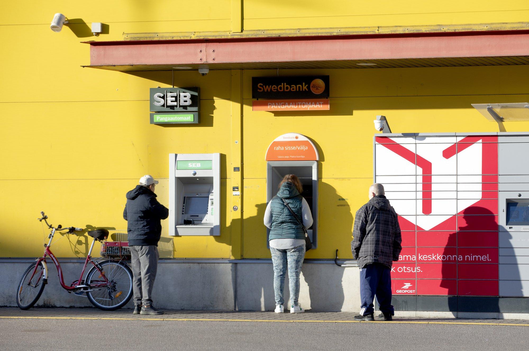 Vanus ei näitagi tarkust? Eesti inimeste hinnang enda rahatarkusele langeb vanuse kasvades