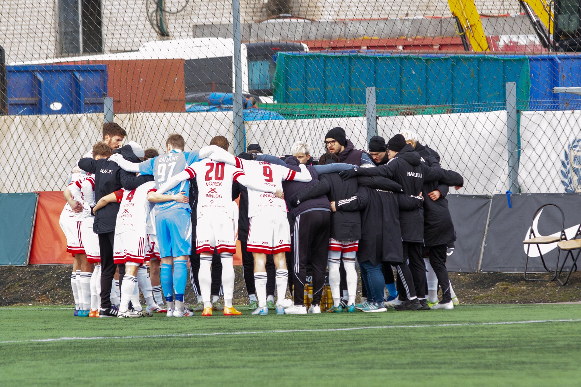FOTOD | Kuressaare ja Harju JK Laagri kummaline 1:1 viikide seeria sai lõpuks läbi