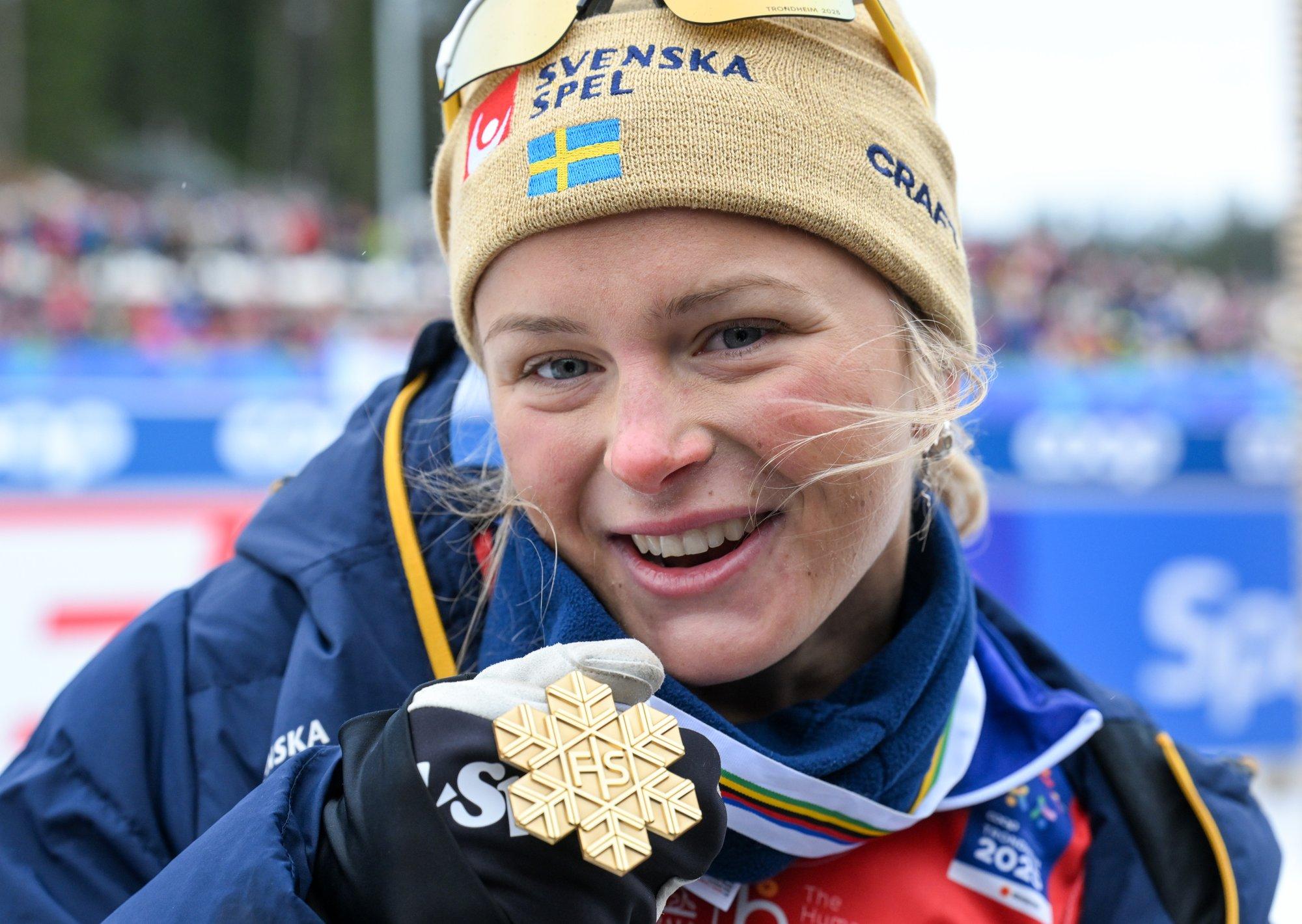 Üle 7000 foto ja 200 telefonikõne: Rootsi suusatähest sai 64-aastase mehe kinnisidee