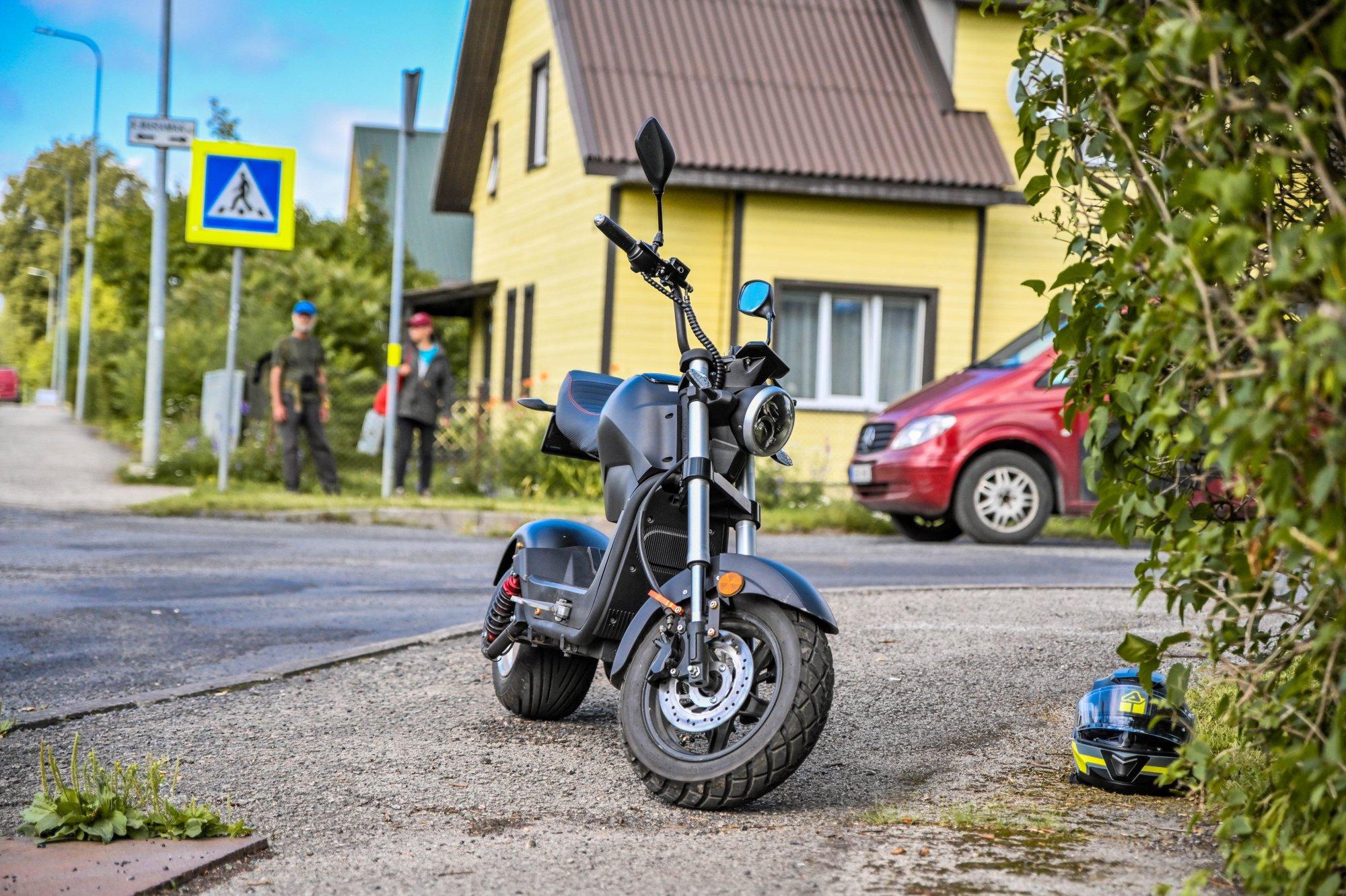 Tallinna linnavõim sai õiguse seada nõuded renditõukeratastele ja pisimopeedidele