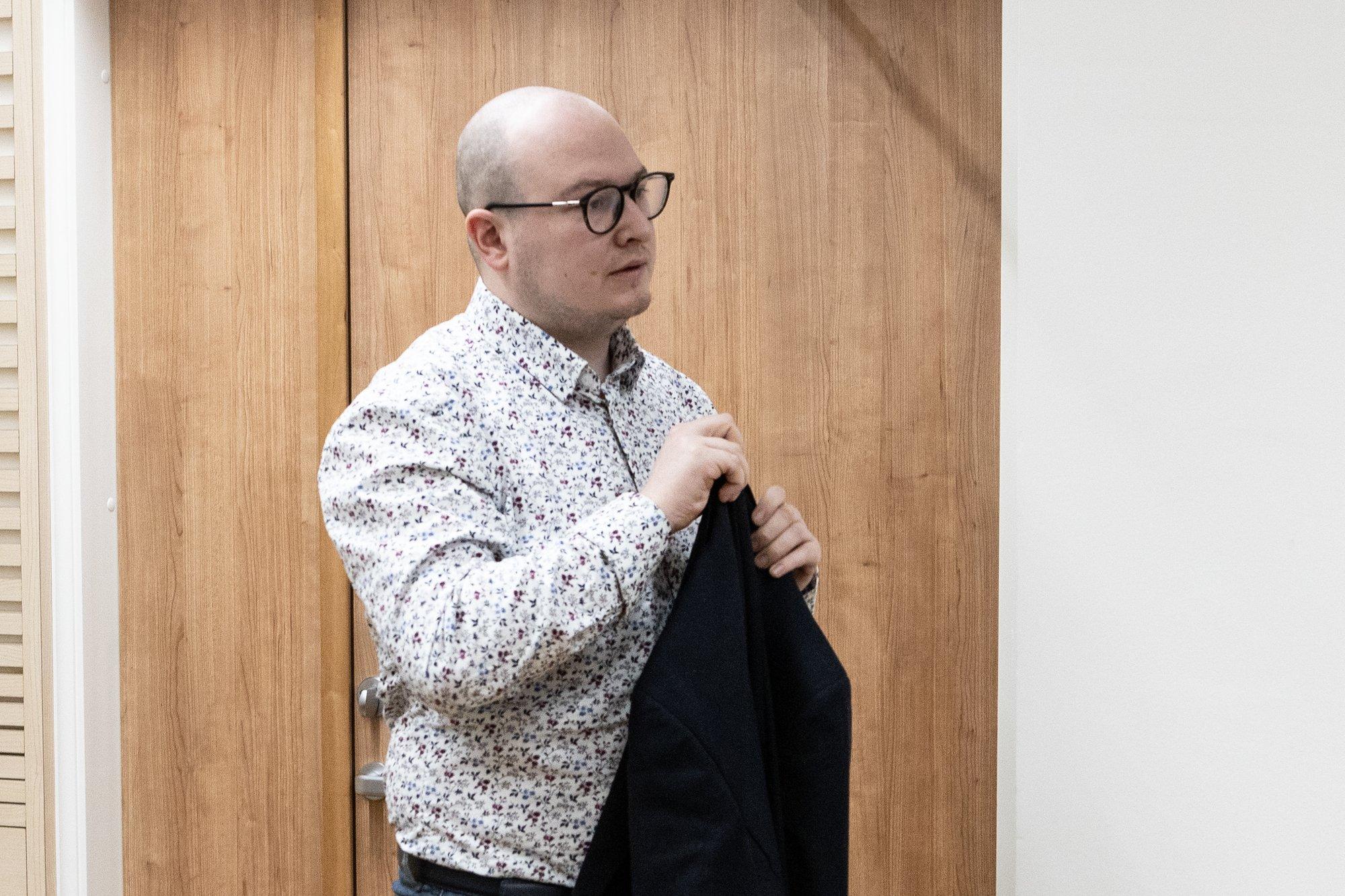 „Ma ei teadnud Eesti seadusi.“ Sloveen laenutas agaralt kallist fototehnikat ja viis selle otsejoones pandimajja