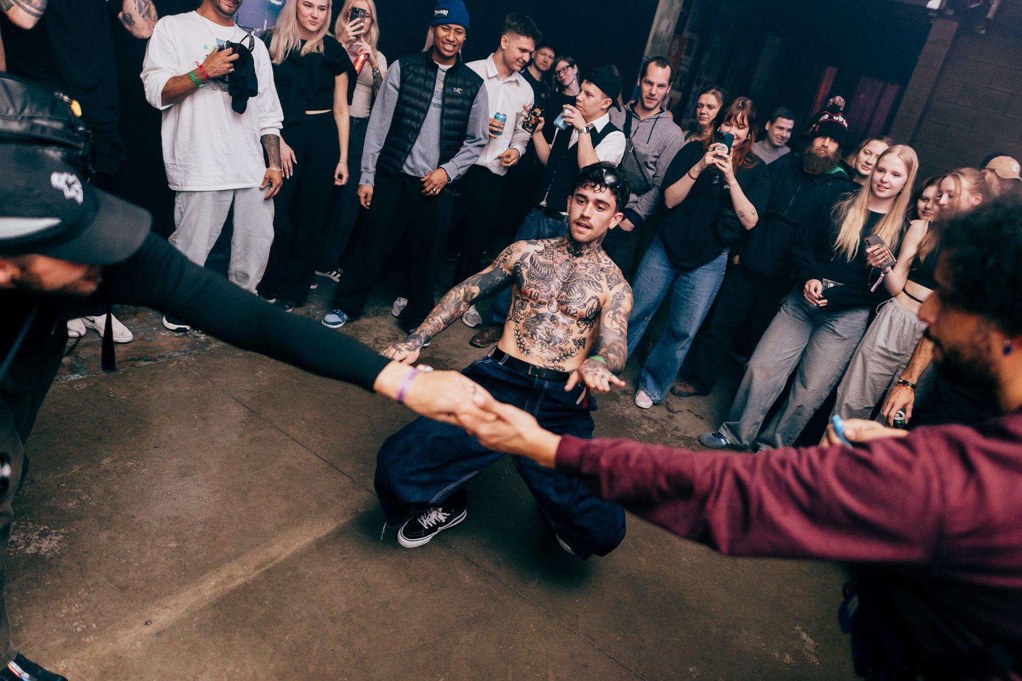 FOTOD | Isegi särgid lendasid seljast! Vaata, mis toimus Simple Sessioni rajul eelpeol